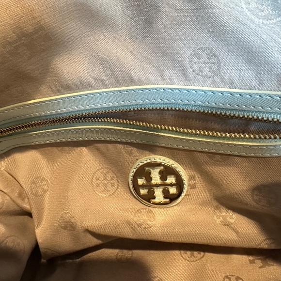 Tory Burch ROBINSON SATCHEL Light Blue With Detachable Strap - Picture 9 of 9